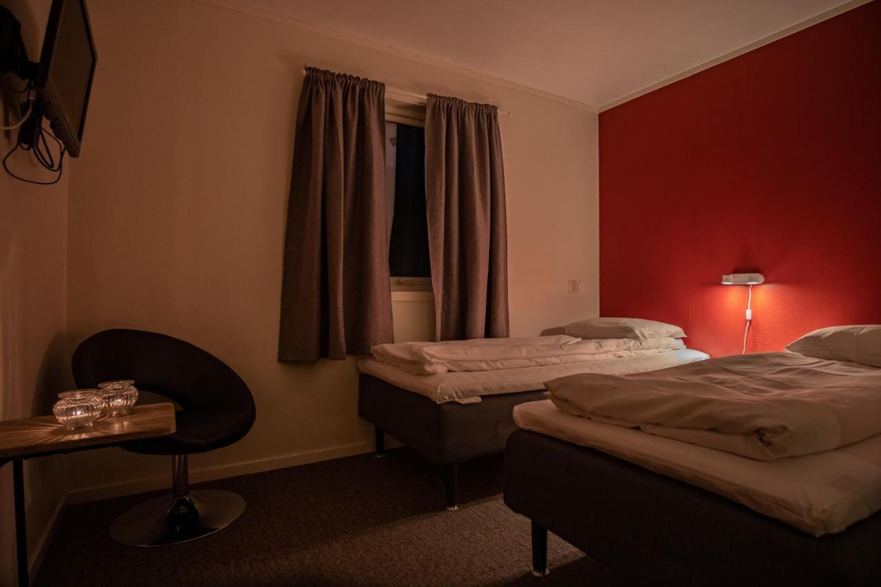 Skagi Bed & Lodge Skaland Dış mekan fotoğraf