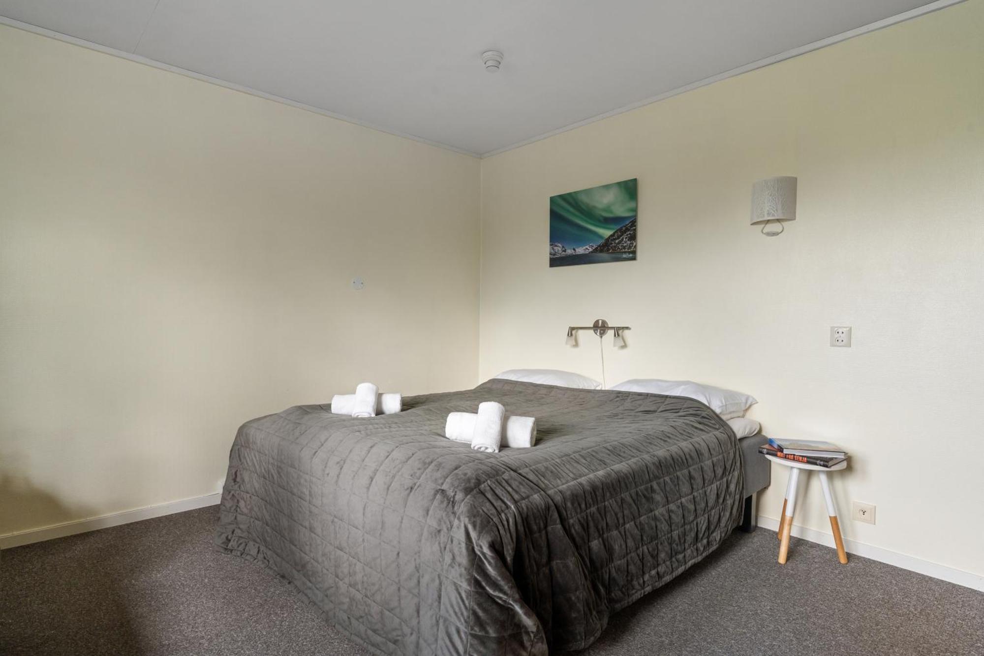Skagi Bed & Lodge Skaland Dış mekan fotoğraf