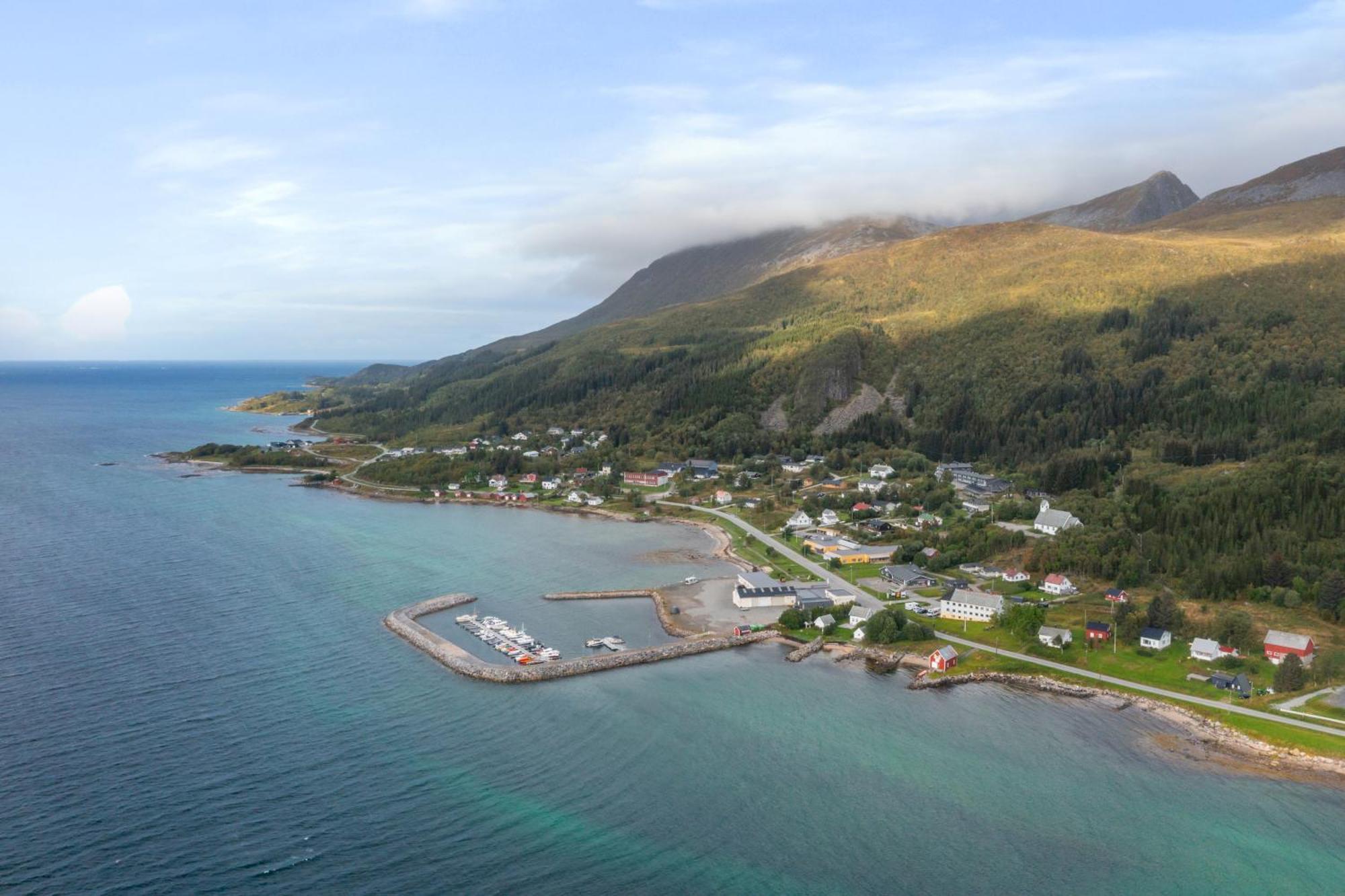 Skagi Bed & Lodge Skaland Dış mekan fotoğraf